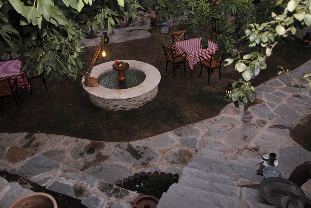 Yeni Gelin Evi Lägenhet Birgi Exteriör bild