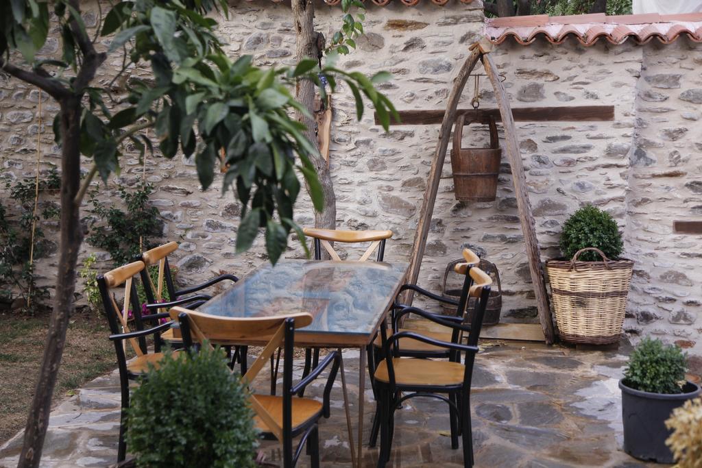 Yeni Gelin Evi Lägenhet Birgi Exteriör bild