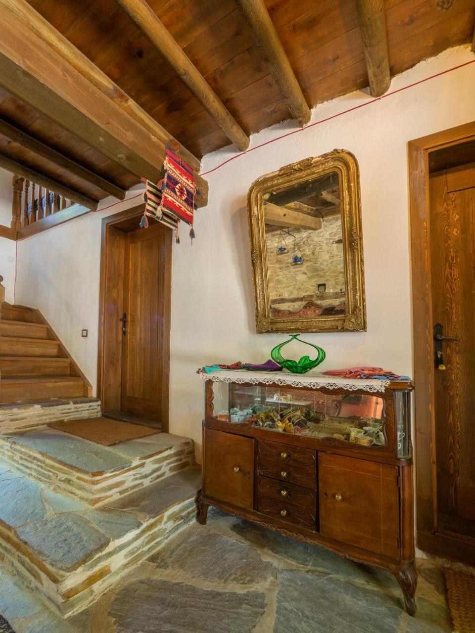 Yeni Gelin Evi Lägenhet Birgi Exteriör bild