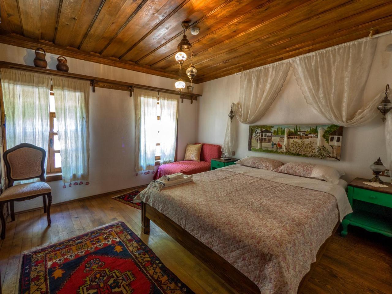 Yeni Gelin Evi Lägenhet Birgi Exteriör bild