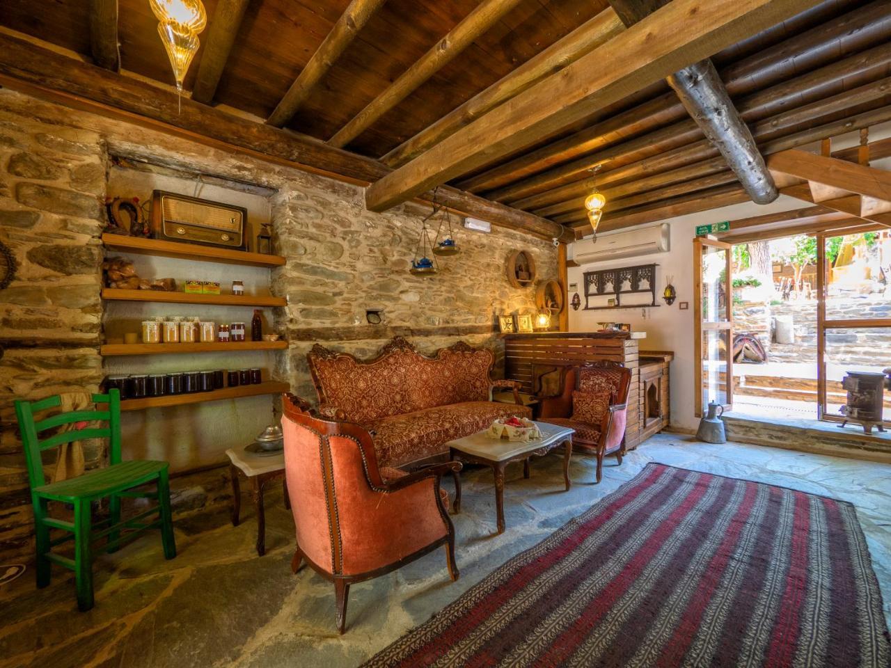 Yeni Gelin Evi Lägenhet Birgi Exteriör bild