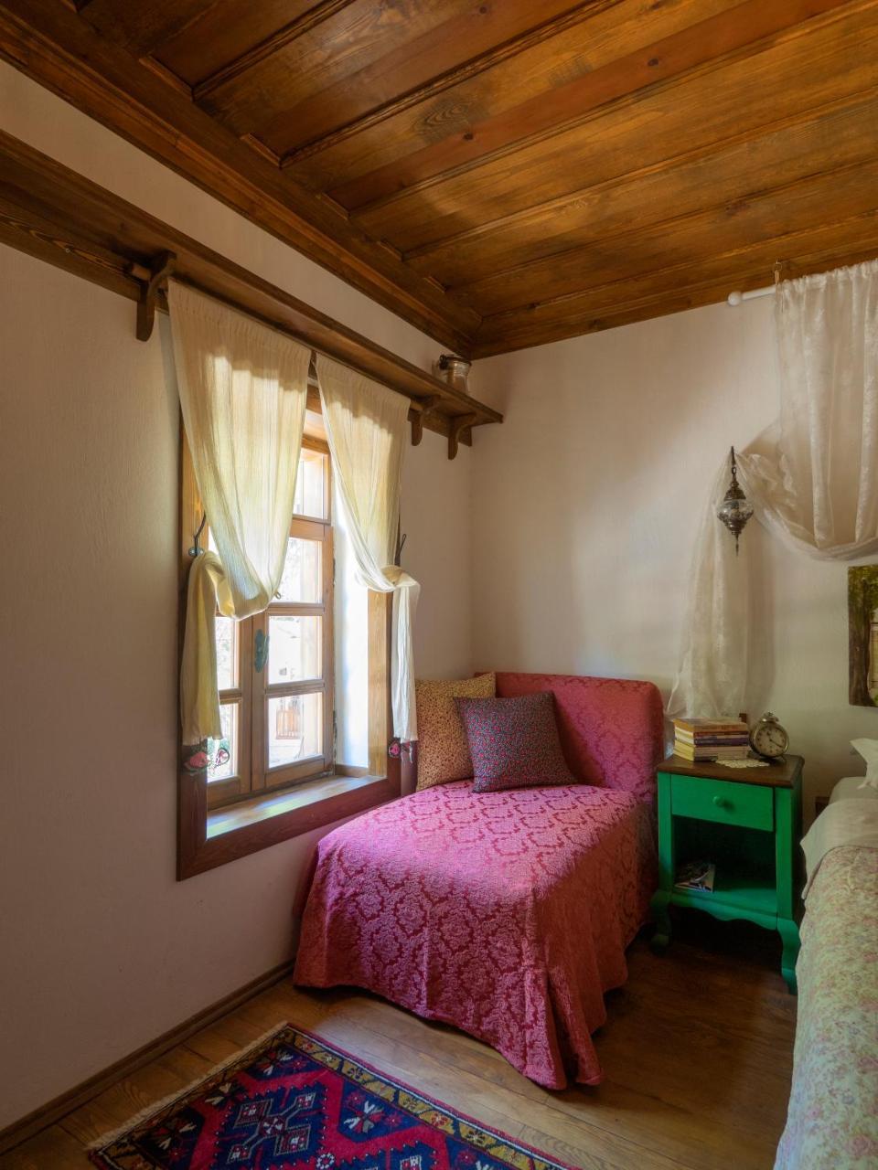 Yeni Gelin Evi Lägenhet Birgi Exteriör bild